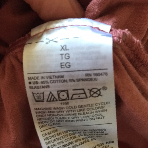 Old Navy- Maternity Shirts-  XL - Picture 13 of 13